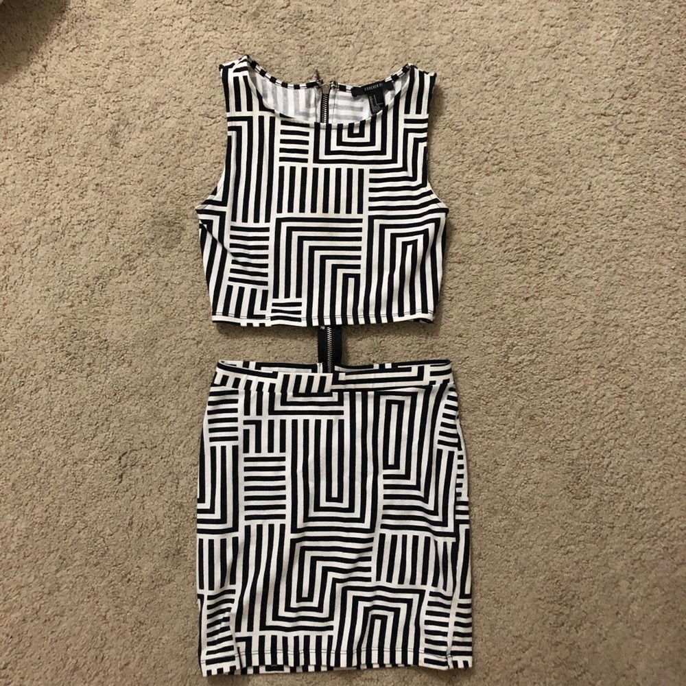 1-Piece Black and White Crop Top and Skirt